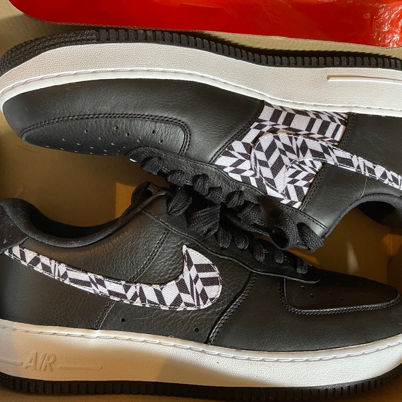 Size 12 - Nike Air Force 1 Low (Tiger Camo) Black/White - Picture 1 of 5